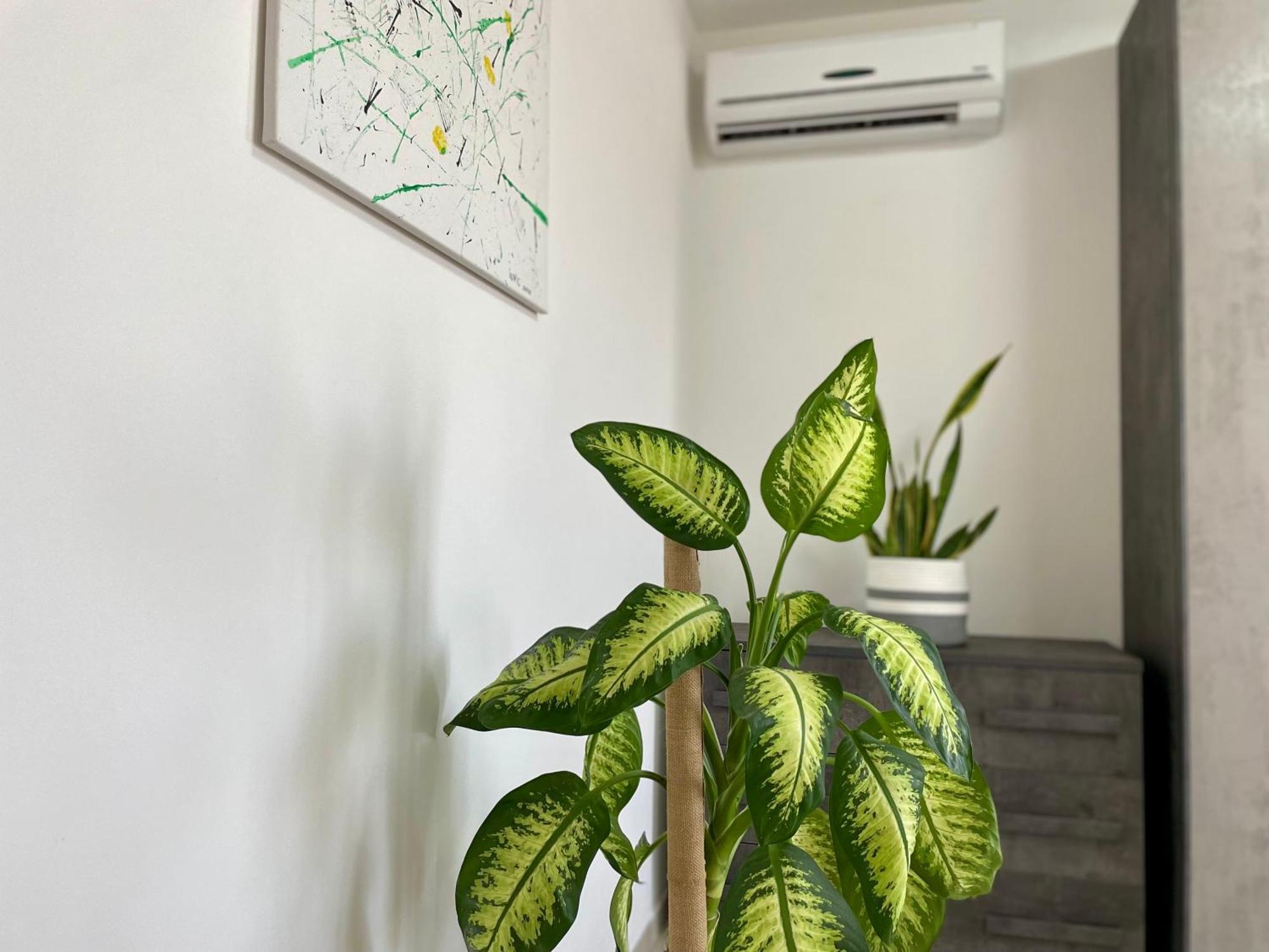 Greenchill House - West * Roma